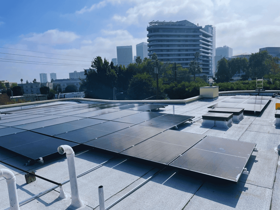 Read more about the article Solar Panels Vs Generators